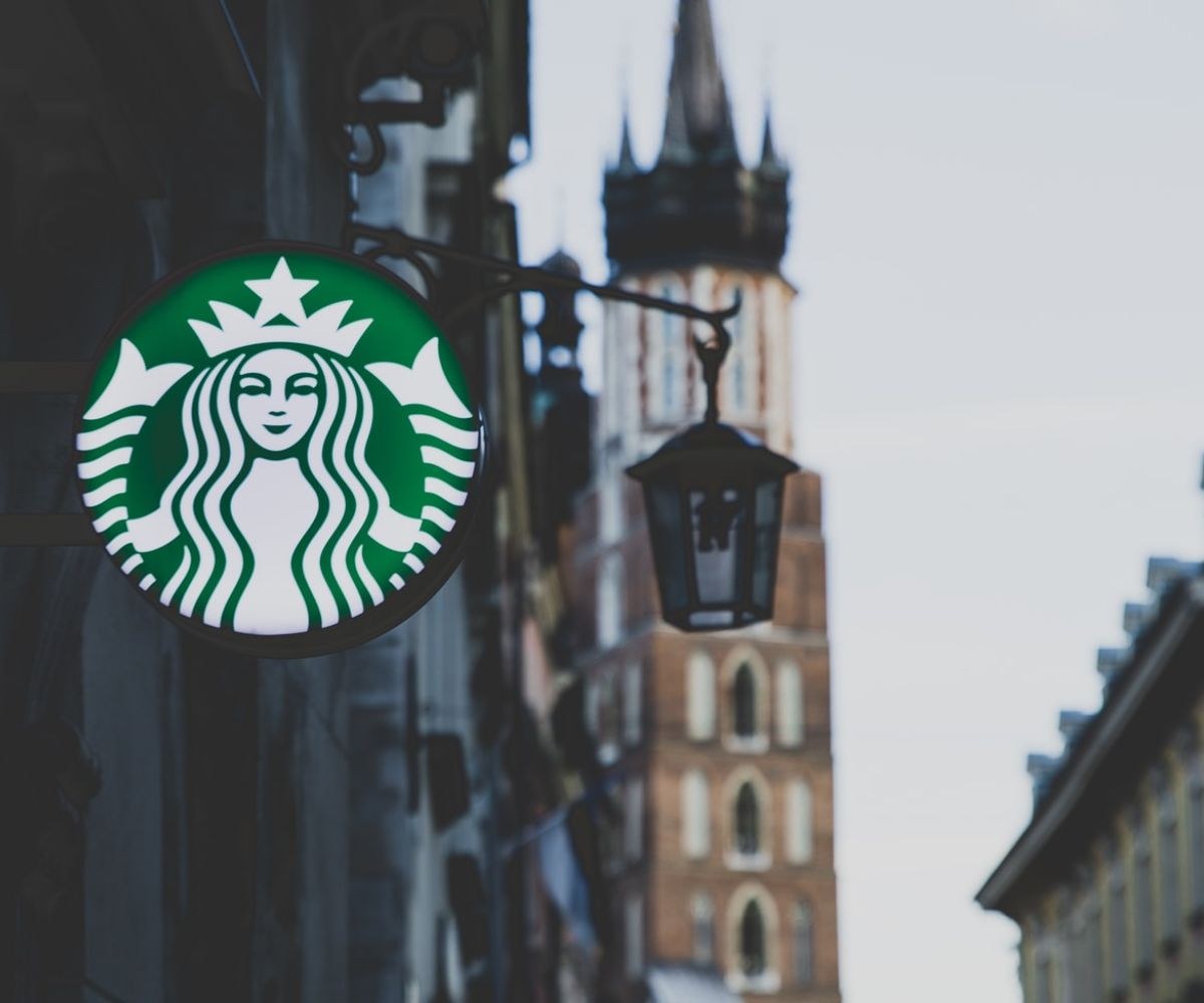 STARBUCKS REAFFIRMS PATH TO RECOVERY WITH Q1 FISCAL 2021 REPORT