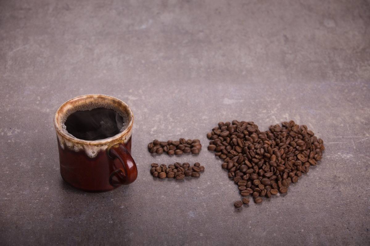 NO LINK BETWEEN CAFFEINE AND HEART ARRHYTHMIA STUDY FINDS