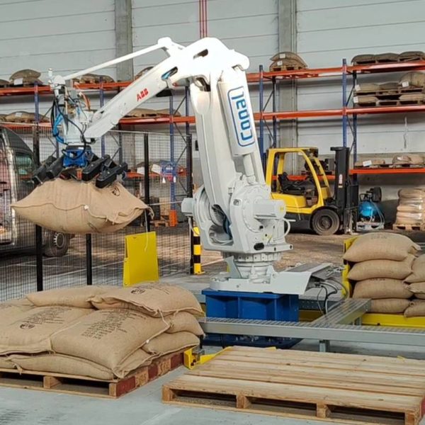 Tramar Launches Smart Robot To Move Bags